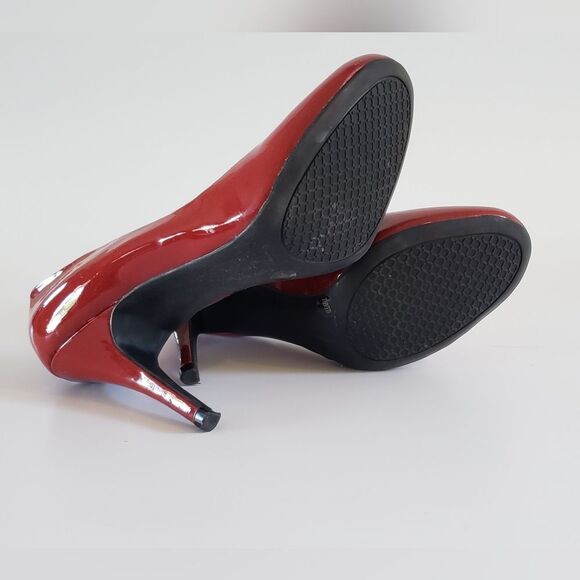 Jessica Simpson Red Patent Leather Heels Size 7.5 B - Picture 9 of 11